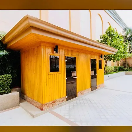 Venetian Haven Bgc Venice Grand Canal Apart Ment, 4 Bedrooms, For 10 Guests