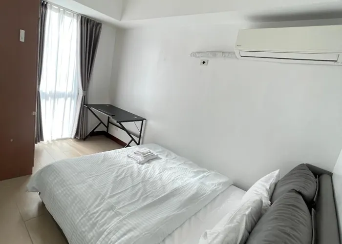 Apartment Venetian Haven Bgc Venice Grand Canal Ment, 3 Bedrooms, 1 Helpers Room,for Max 7 Guests (adults Only) Manila