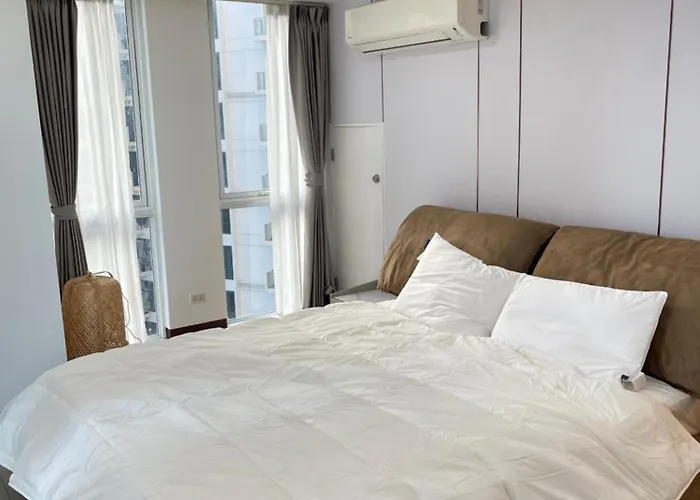 Venetian Haven Bgc Venice Grand Canal Ment, 3 Bedrooms, 1 Helpers Room,for Max 7 Guests (adults Only) * Manila