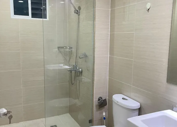 Venetian Haven Bgc Venice Grand Canal Ment, 3 Bedrooms, 1 Helpers Room,for Max 7 Guests (adults Only)